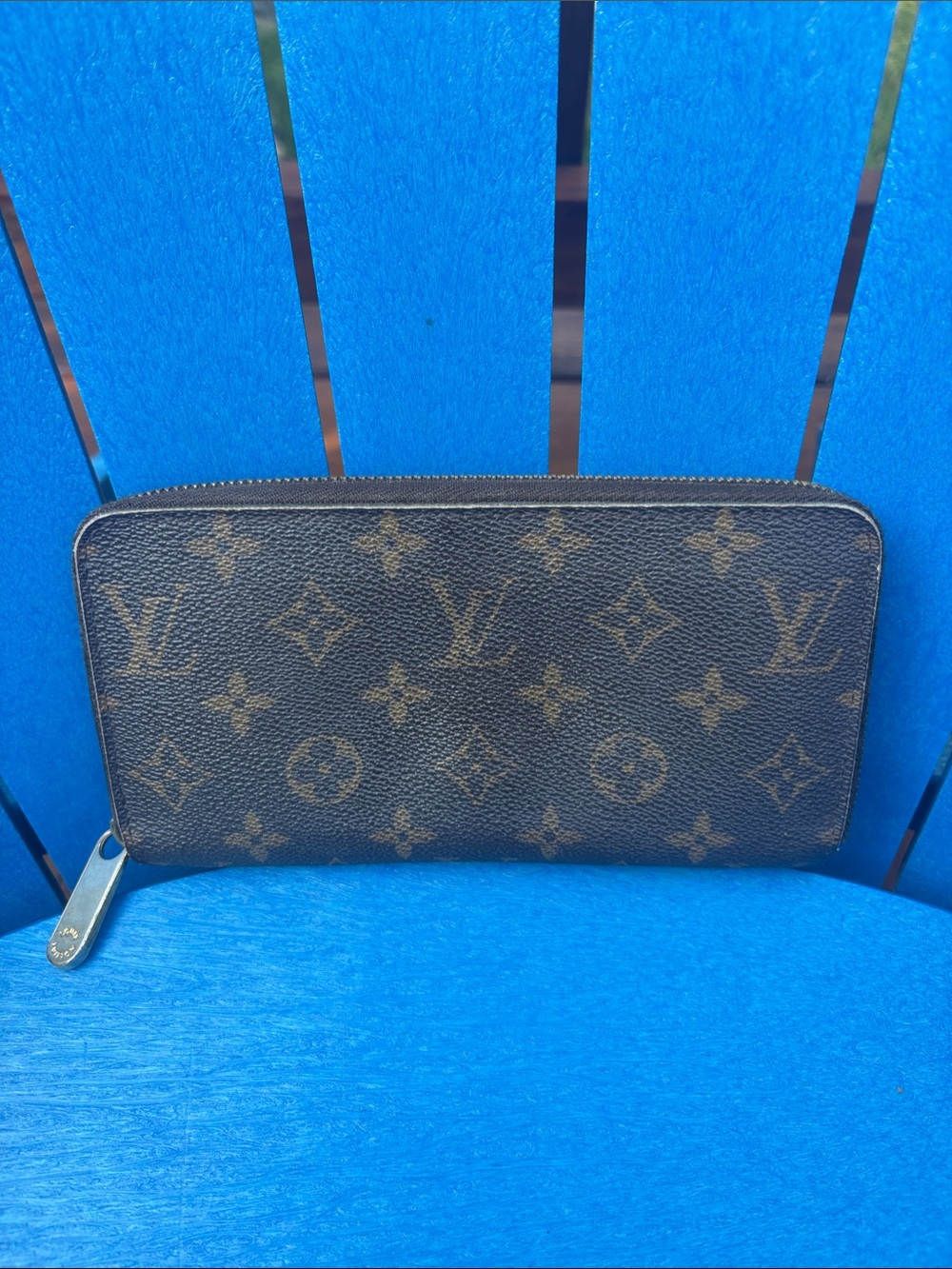 LV Monogram Zippy wallet
